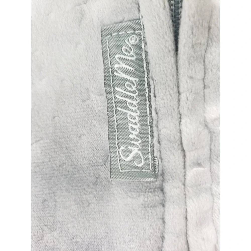 SwaddleMe Newborn Grey Star Embossed Plush Zipper Pod Sleep Sack‎ Swaddle NB